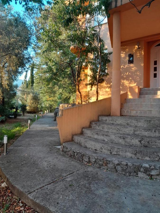 Apartmani Mia Rada Budva Exteriör bild