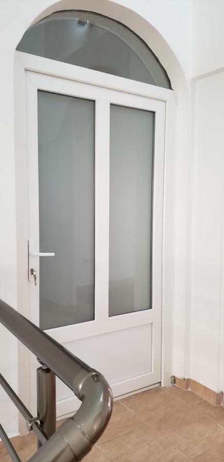 Apartmani Mia Rada Budva Exteriör bild