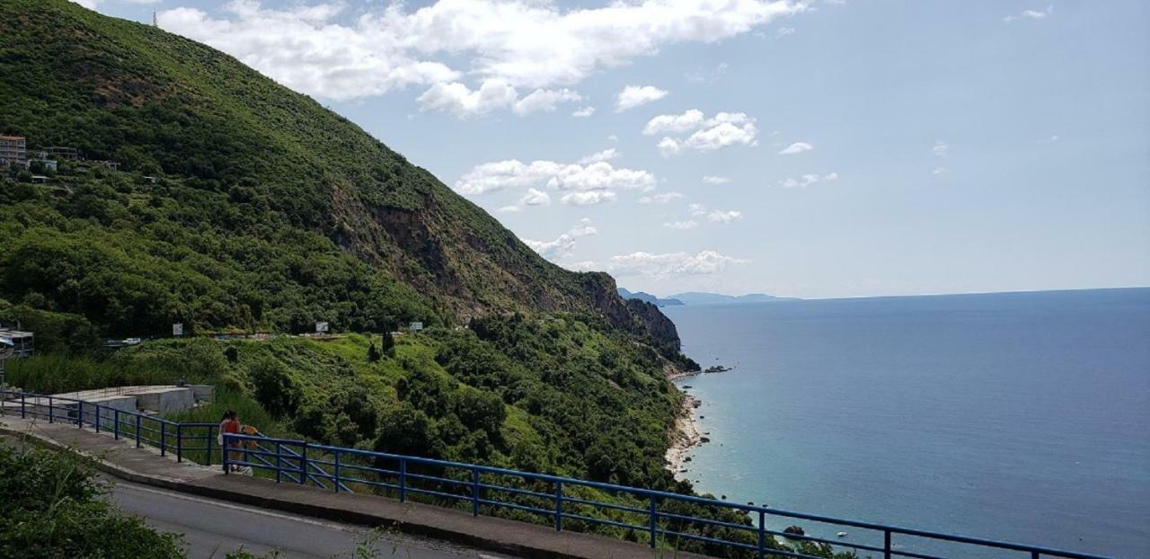 Apartmani Mia Rada Budva Exteriör bild